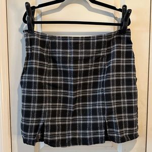 Plus black and white school girl skirt